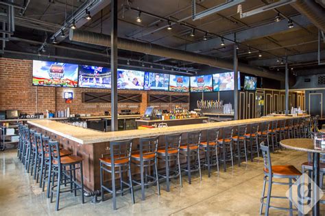 Nashville Burgers, Happy Hour & Sports Bar.